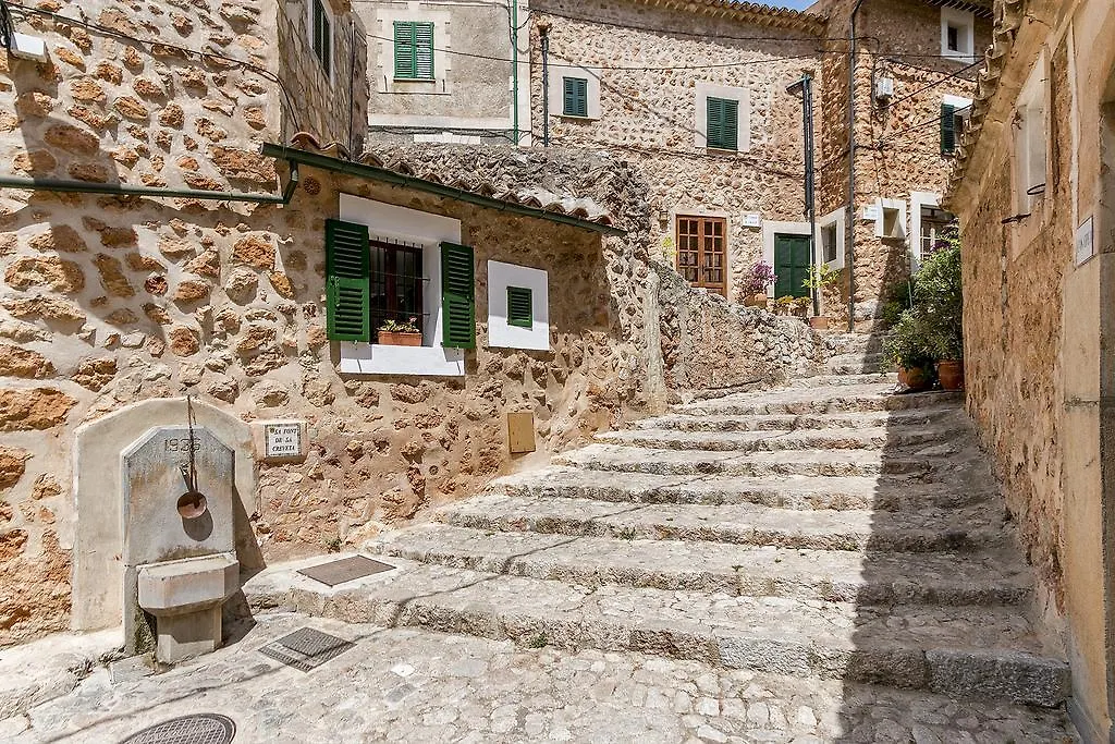 Holiday home Town House Cas Decu Villa Fornalutx